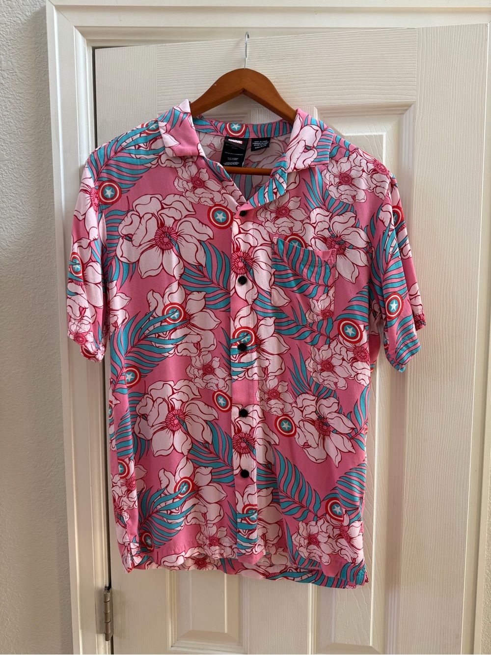 Marvel Captain America Pink Tropic Floral Short-Sleeve Button-Down Shirt